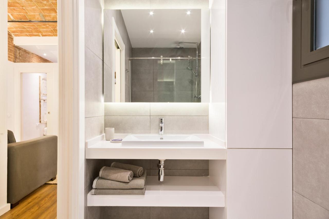 Charming Parallel Apartment *